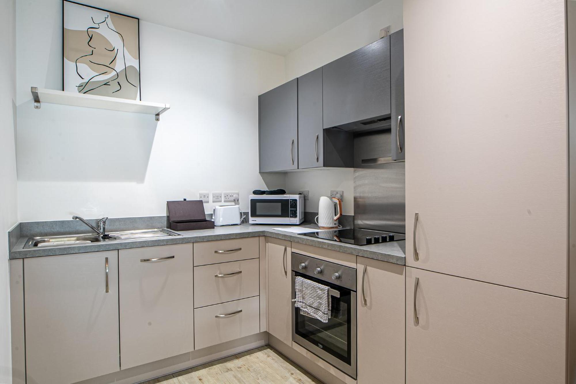 Modern And Spacious Apartment In Salford Quays Манчестер Экстерьер фото